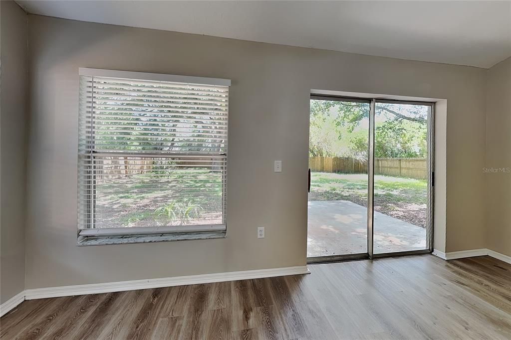 For Rent: $2,179 (3 beds, 2 baths, 1680 Square Feet)