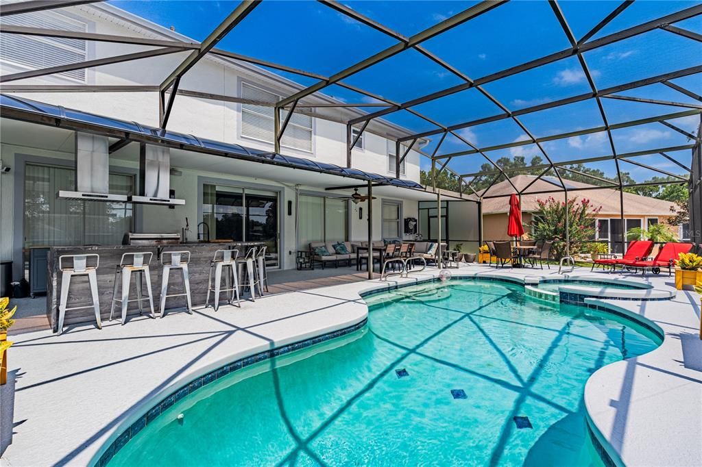 En Venta: $1,090,000 (5 camas, 4 baños, 3301 Pies cuadrados)