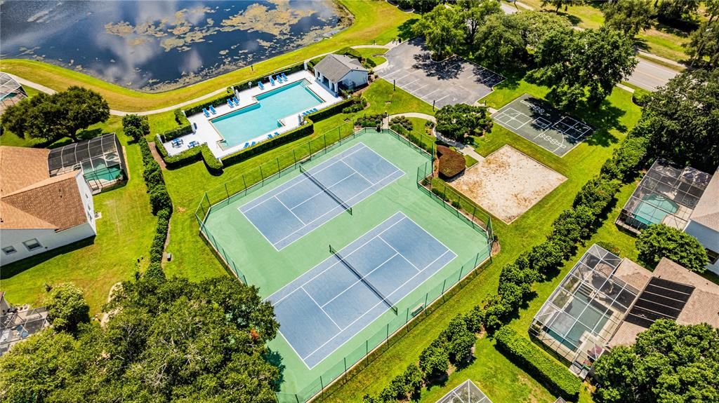 En Venta: $1,090,000 (5 camas, 4 baños, 3301 Pies cuadrados)