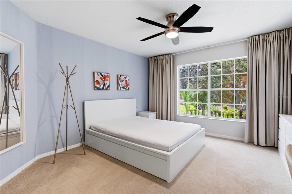 En Venta: $1,090,000 (5 camas, 4 baños, 3301 Pies cuadrados)