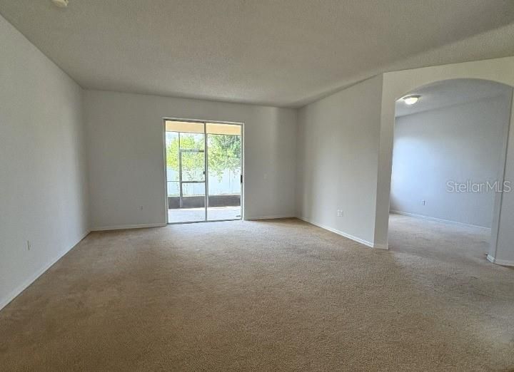 В аренду: $1,695 (3 спален, 2 ванн, 1650 Квадратных фут)