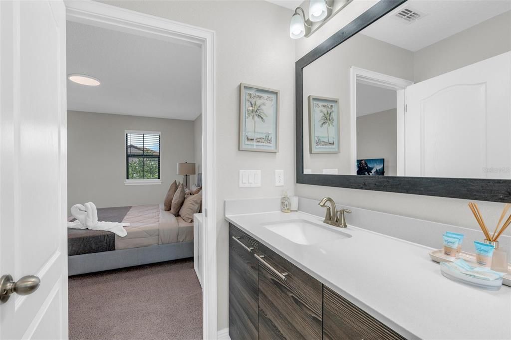 For Sale: $414,999 (4 beds, 4 baths, 2404 Square Feet)