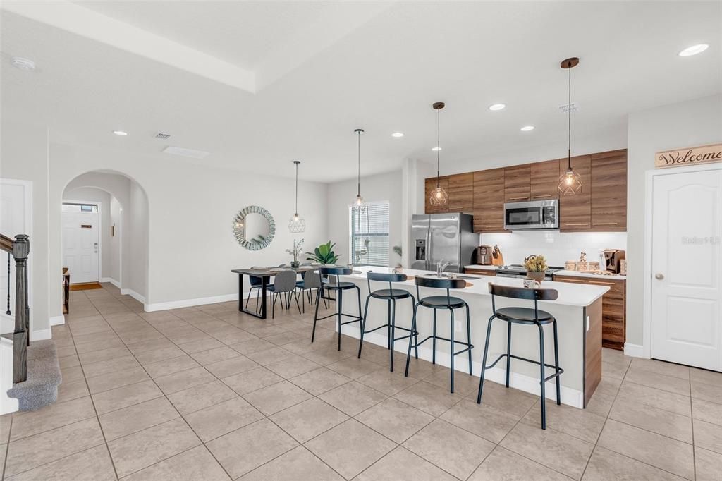 For Sale: $414,999 (4 beds, 4 baths, 2404 Square Feet)