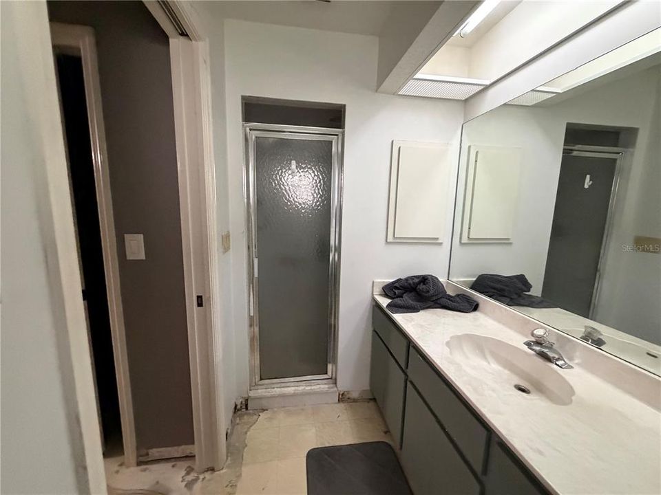 For Sale: $269,900 (3 beds, 2 baths, 1441 Square Feet)