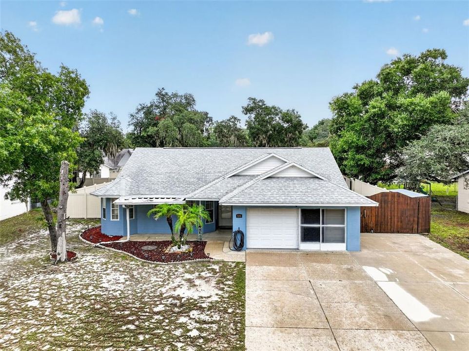 Active With Contract: $289,000 (3 beds, 2 baths, 1189 Square Feet)