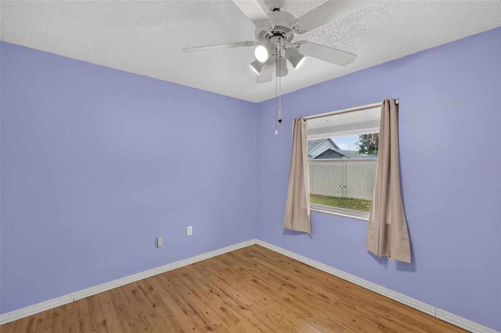 Active With Contract: $289,000 (3 beds, 2 baths, 1189 Square Feet)