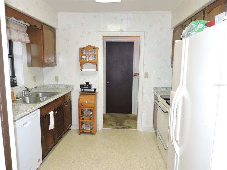 На продажу: $395,000 (2 спален, 3 ванн, 1438 Квадратных фут)