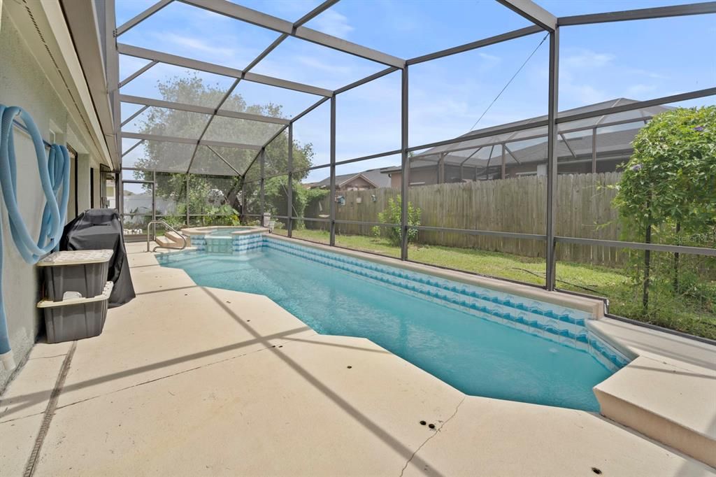 For Sale: $465,000 (4 beds, 2 baths, 2398 Square Feet)