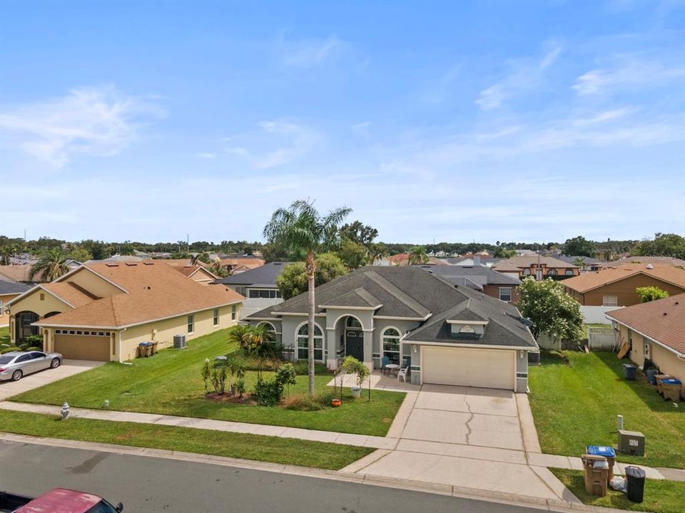 For Sale: $465,000 (4 beds, 2 baths, 2398 Square Feet)