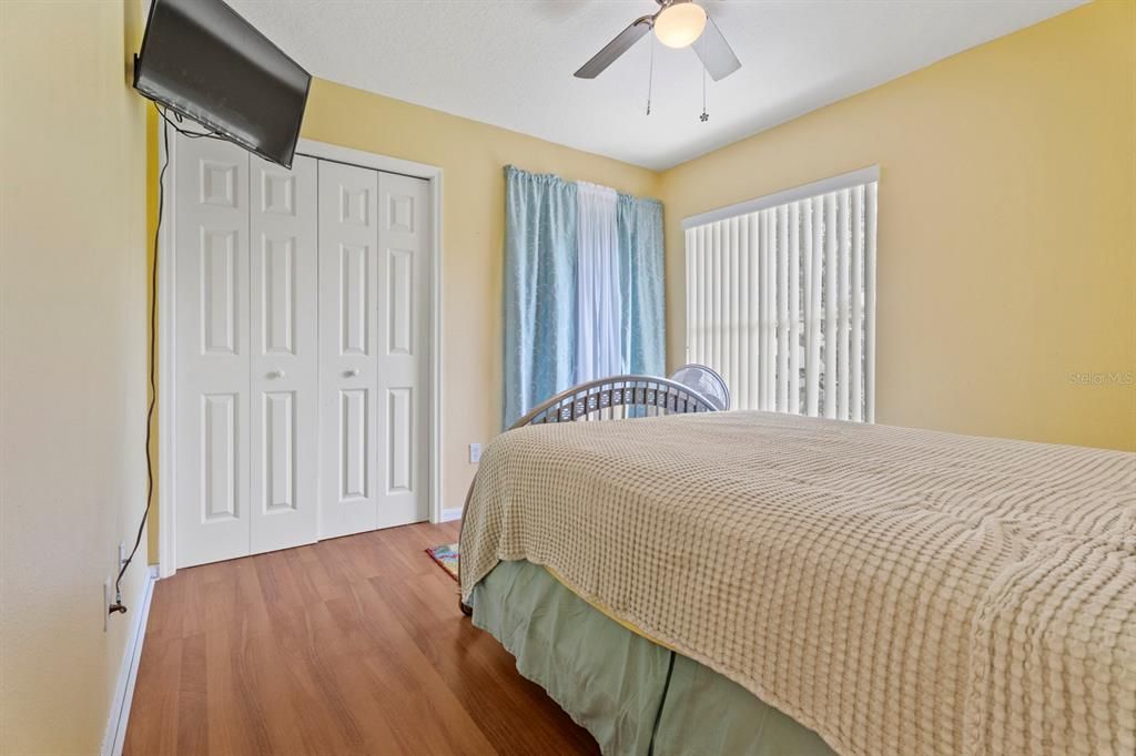 For Sale: $465,000 (4 beds, 2 baths, 2398 Square Feet)