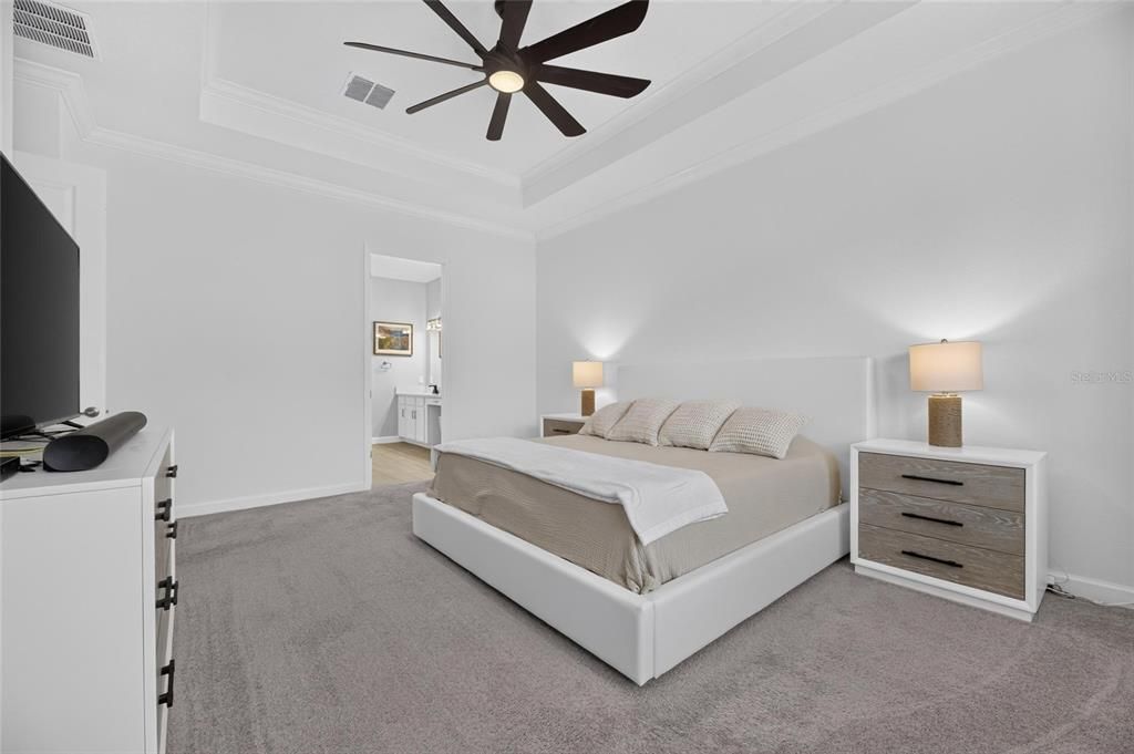 For Sale: $500,000 (3 beds, 2 baths, 2363 Square Feet)