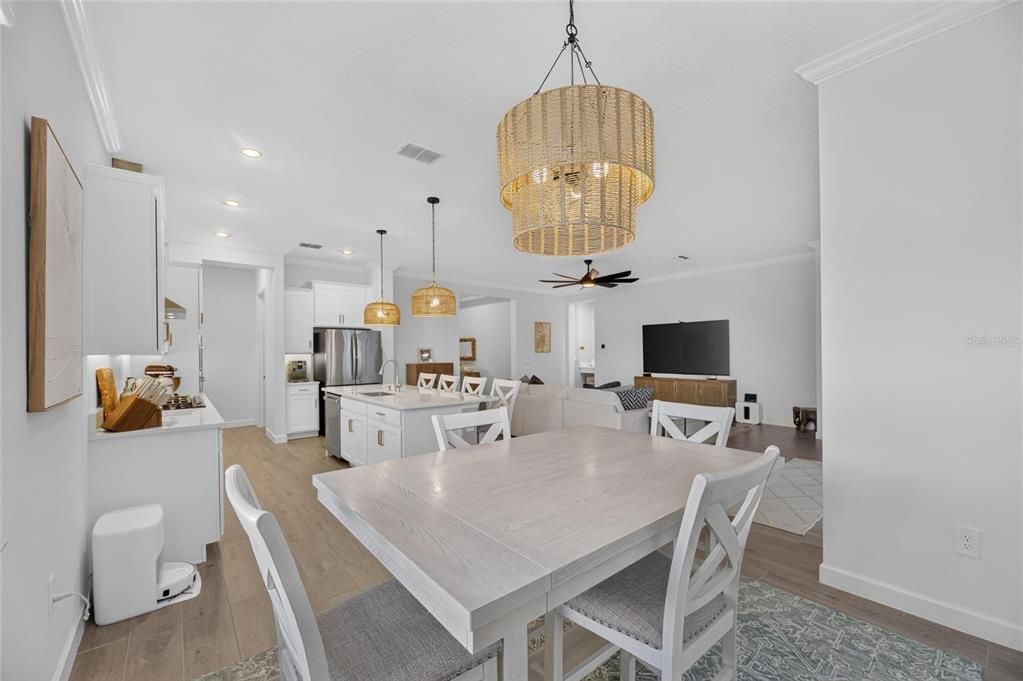 For Sale: $500,000 (3 beds, 2 baths, 2363 Square Feet)