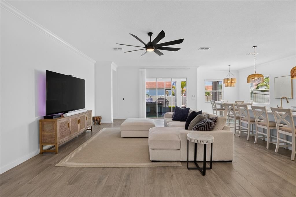 For Sale: $500,000 (3 beds, 2 baths, 2363 Square Feet)