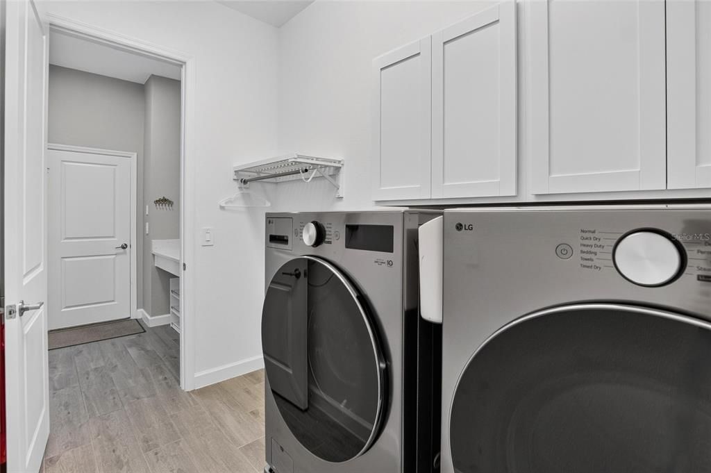For Sale: $500,000 (3 beds, 2 baths, 2363 Square Feet)