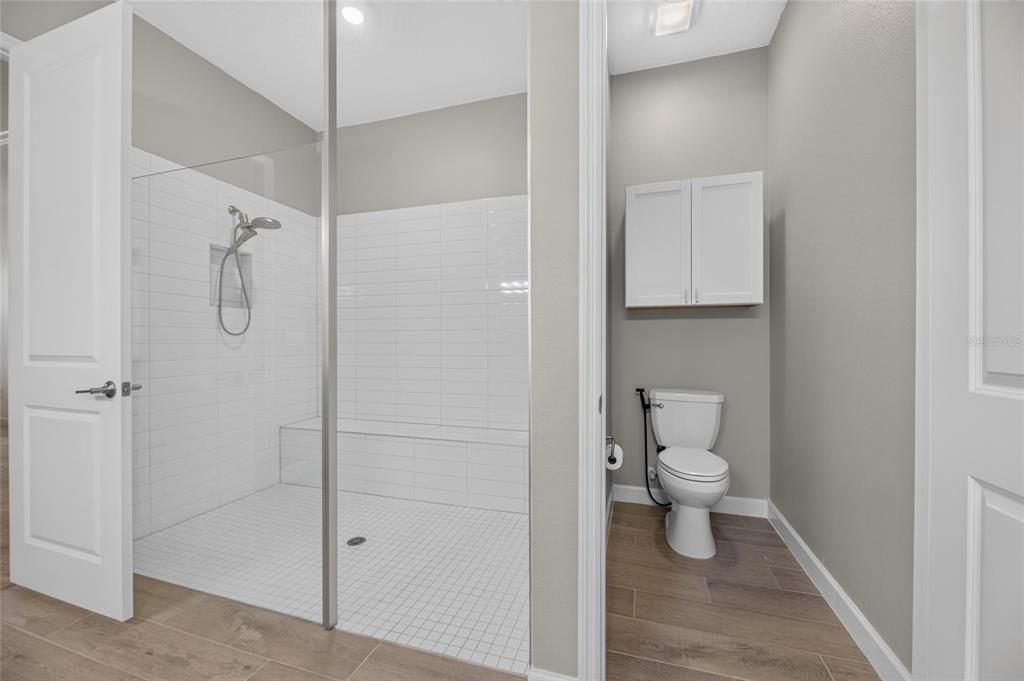 For Sale: $500,000 (3 beds, 2 baths, 2363 Square Feet)