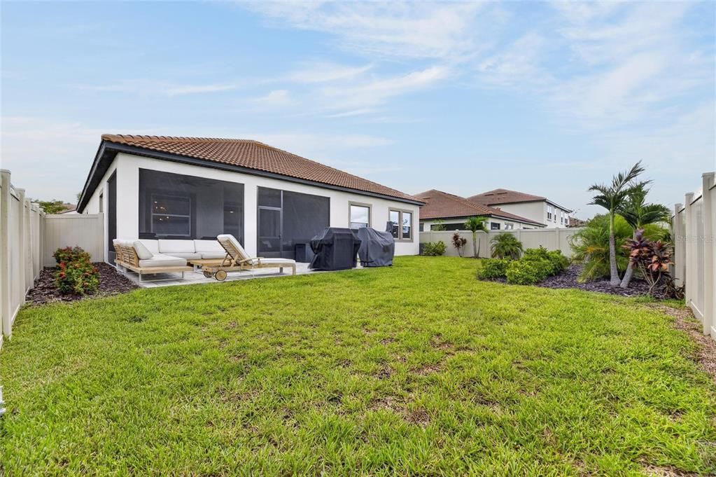 For Sale: $500,000 (3 beds, 2 baths, 2363 Square Feet)