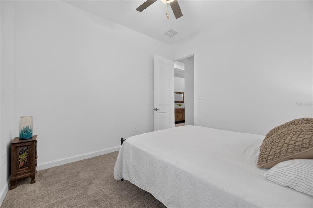For Sale: $500,000 (3 beds, 2 baths, 2363 Square Feet)