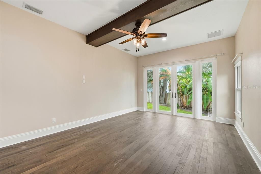 For Sale: $1,400,000 (3 beds, 3 baths, 2856 Square Feet)