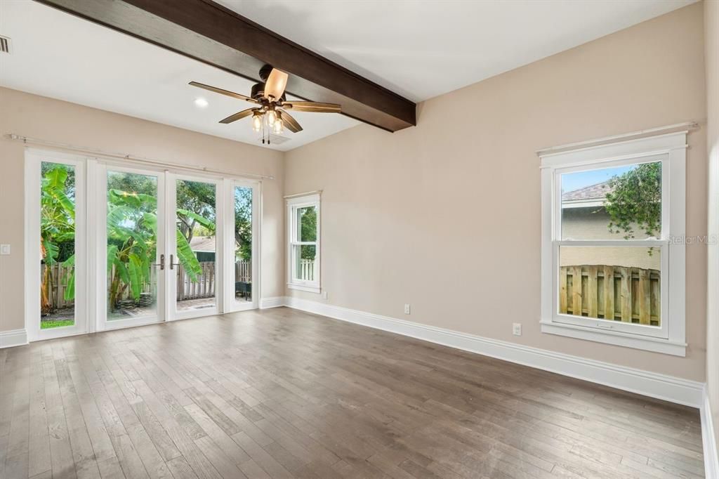 For Sale: $1,400,000 (3 beds, 3 baths, 2856 Square Feet)