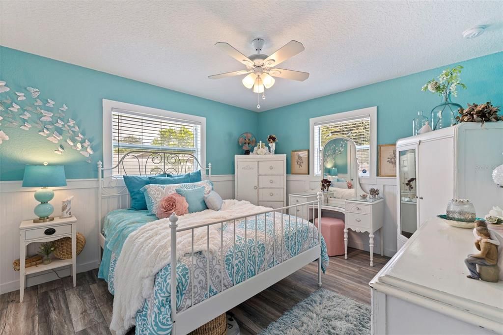 For Sale: $599,900 (4 beds, 3 baths, 1667 Square Feet)