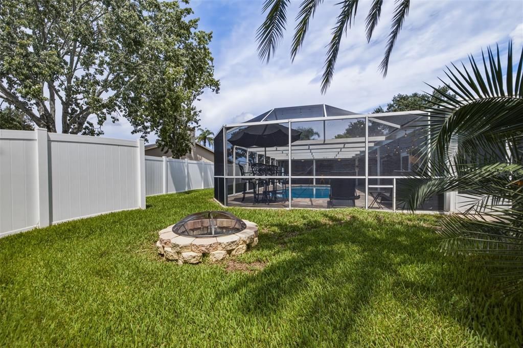 For Sale: $599,900 (4 beds, 3 baths, 1667 Square Feet)