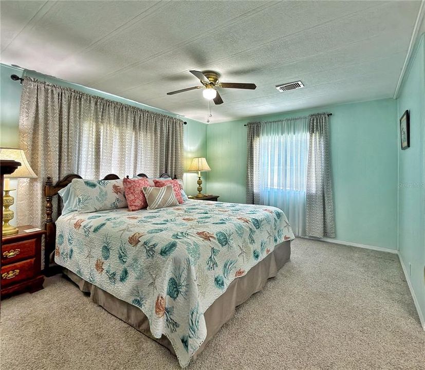 For Sale: $172,500 (2 beds, 2 baths, 1288 Square Feet)