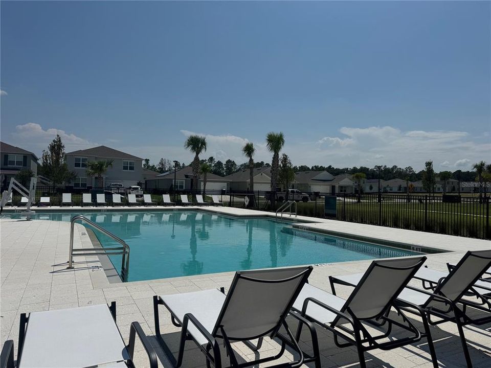 For Rent: $1,600 (1 beds, 1 baths, 624 Square Feet)