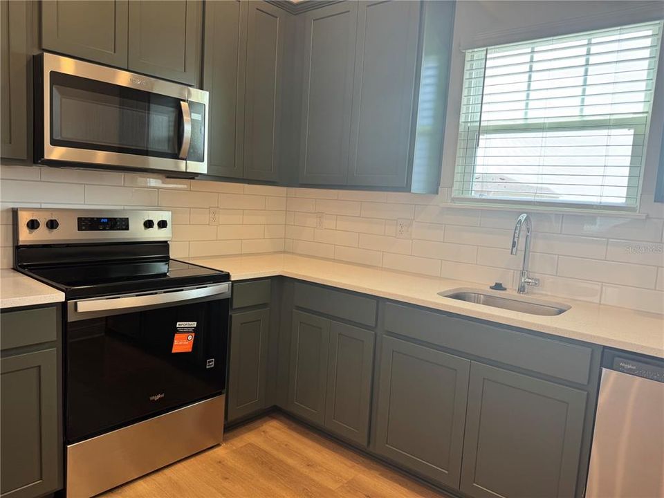 For Rent: $1,600 (1 beds, 1 baths, 624 Square Feet)