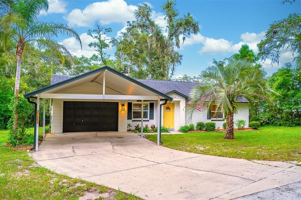 For Sale: $319,000 (2 beds, 2 baths, 999 Square Feet)