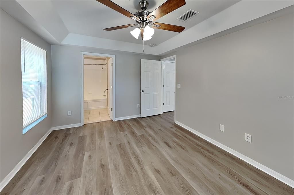 For Rent: $2,059 (4 beds, 2 baths, 1504 Square Feet)