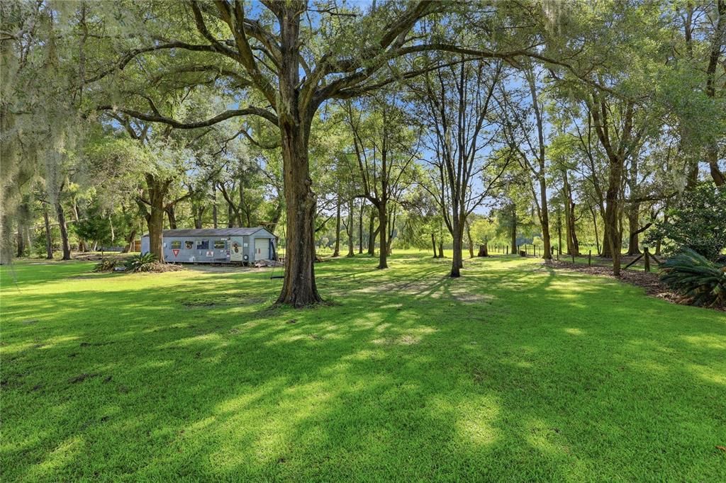 For Sale: $290,000 (3 beds, 2 baths, 1196 Square Feet)