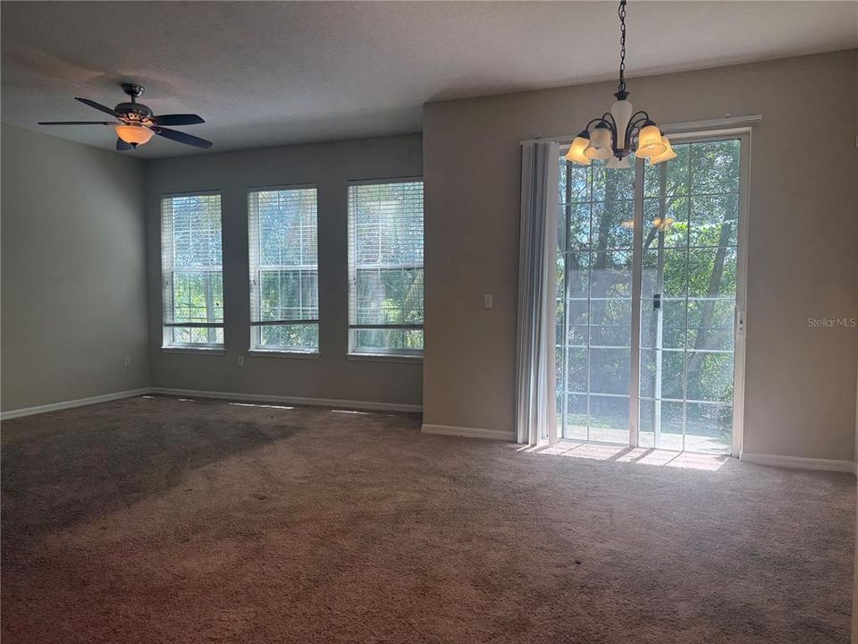 For Sale: $250,000 (3 beds, 2 baths, 1609 Square Feet)