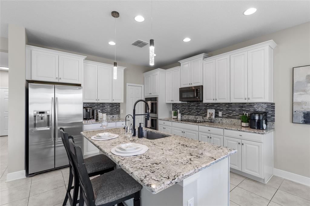 For Sale: $525,000 (4 beds, 3 baths, 2652 Square Feet)