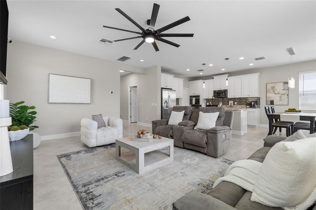 For Sale: $525,000 (4 beds, 3 baths, 2652 Square Feet)