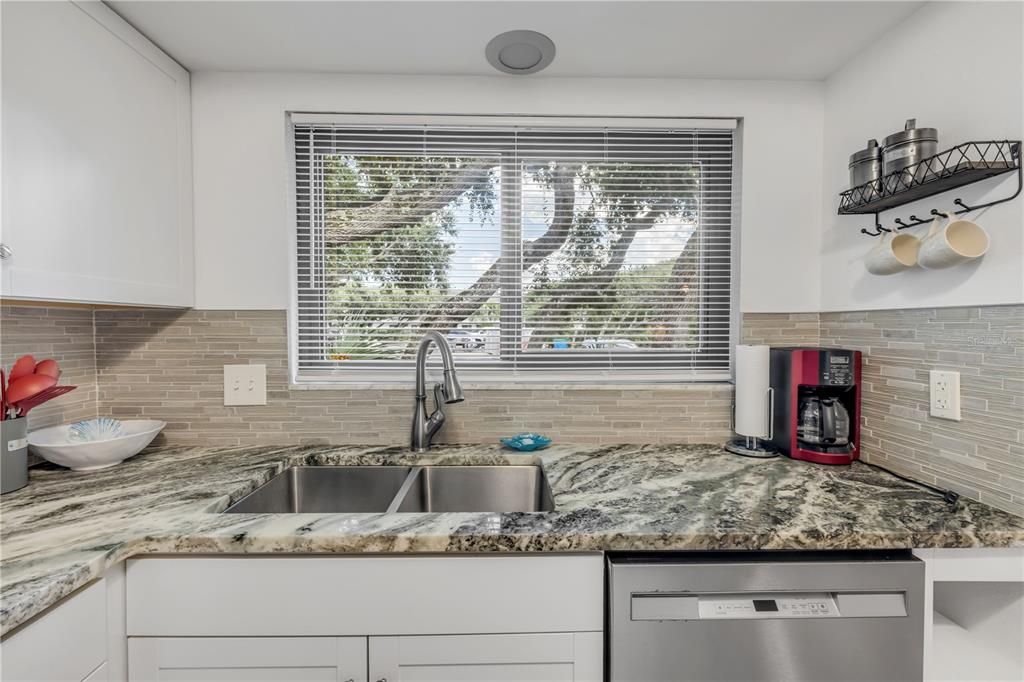 En Venta: $349,000 (1 camas, 1 baños, 928 Pies cuadrados)