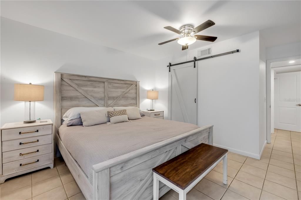En Venta: $349,000 (1 camas, 1 baños, 928 Pies cuadrados)