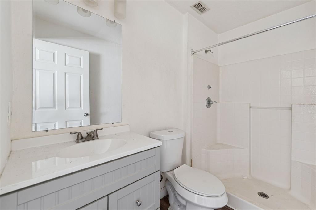 For Sale: $199,900 (3 beds, 2 baths, 1133 Square Feet)