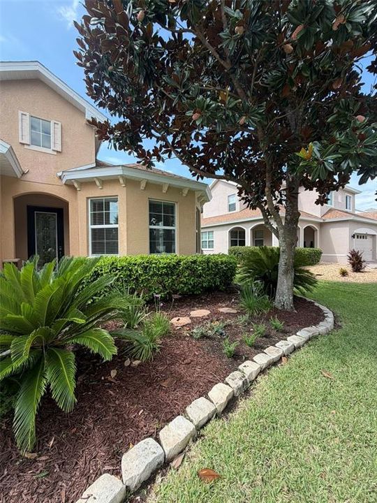 For Rent: $2,400 (3 beds, 2 baths, 2051 Square Feet)