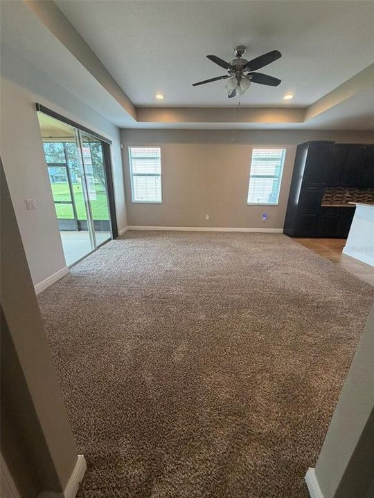 For Rent: $2,400 (3 beds, 2 baths, 2051 Square Feet)