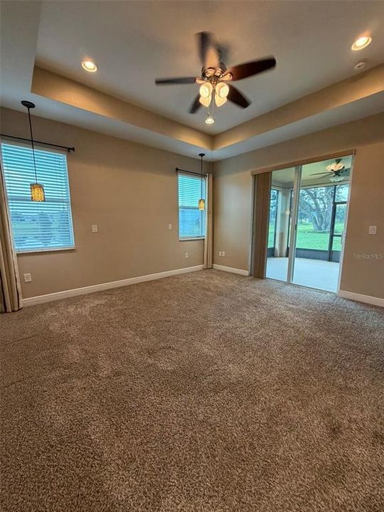 For Rent: $2,400 (3 beds, 2 baths, 2051 Square Feet)