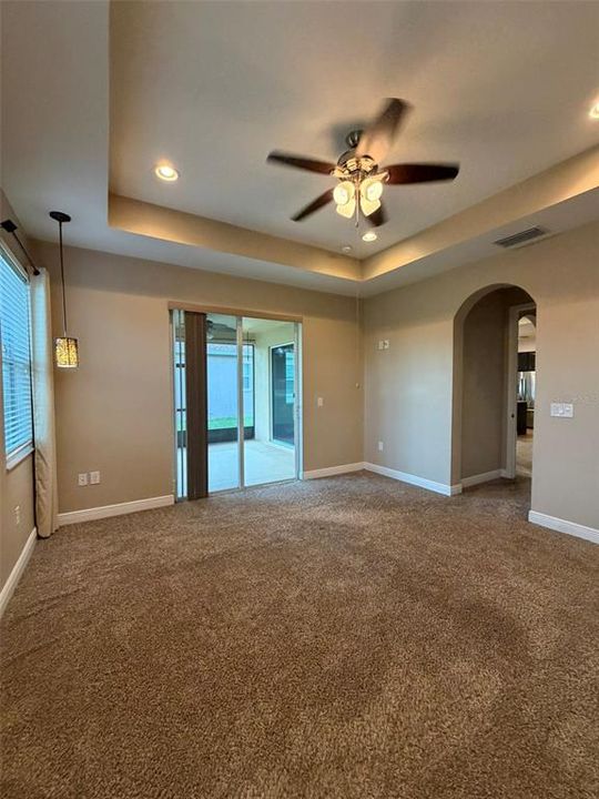 For Rent: $2,400 (3 beds, 2 baths, 2051 Square Feet)