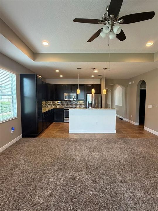 For Rent: $2,400 (3 beds, 2 baths, 2051 Square Feet)