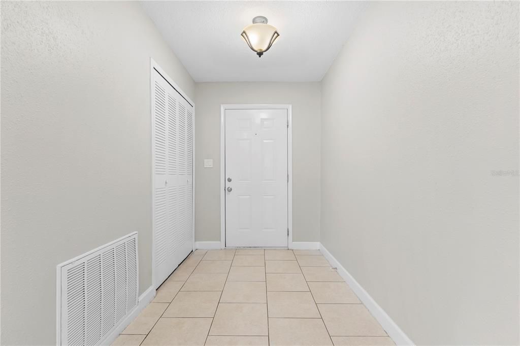 For Sale: $368,000 (4 beds, 2 baths, 1641 Square Feet)