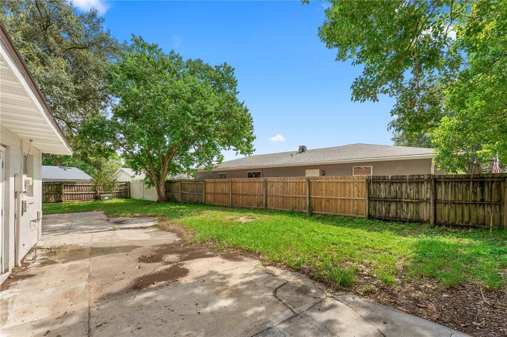 For Sale: $368,000 (4 beds, 2 baths, 1641 Square Feet)
