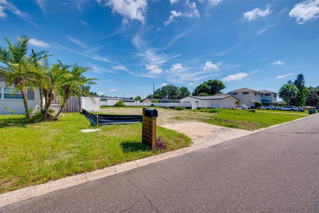 En Venta: $247,500 (0.17 acres)