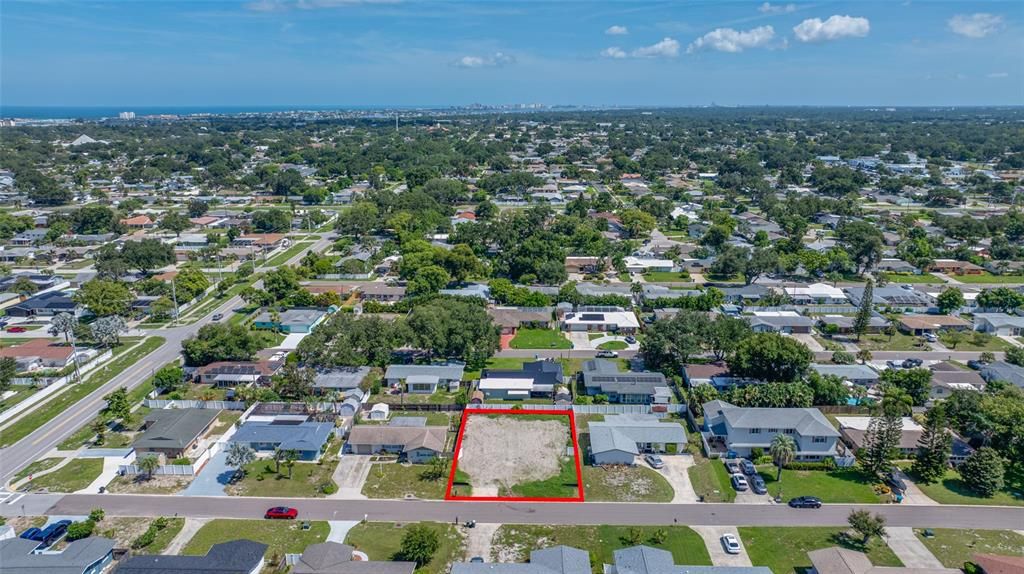 En Venta: $247,500 (0.17 acres)