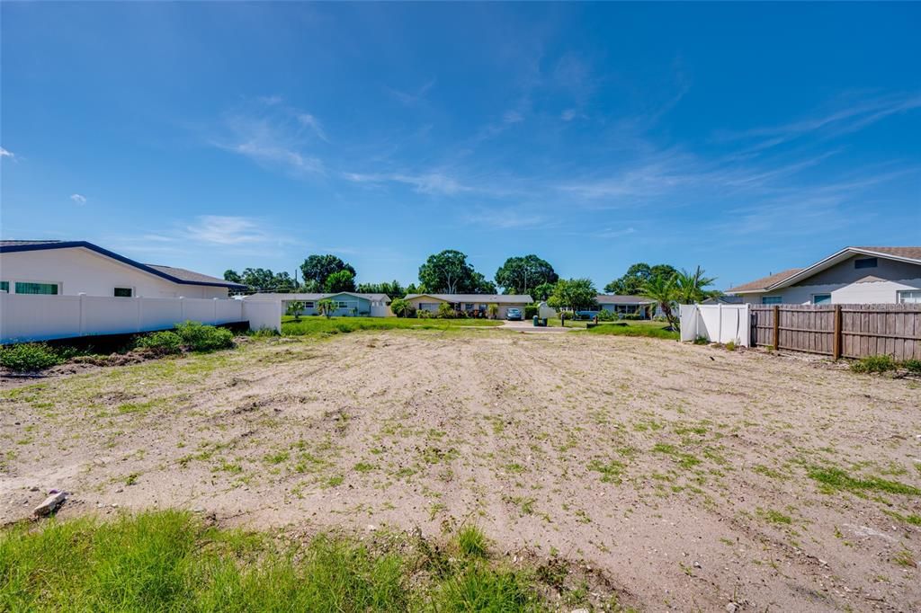 En Venta: $247,500 (0.17 acres)
