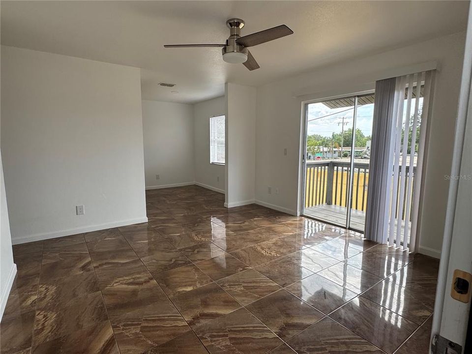 For Rent: $1,500 (2 beds, 1 baths, 768 Square Feet)