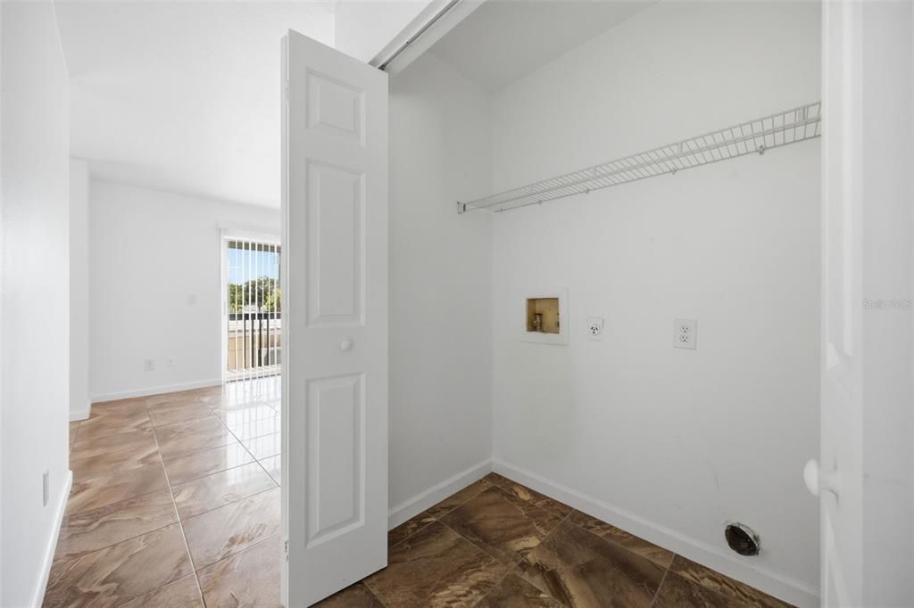 For Rent: $1,500 (2 beds, 1 baths, 768 Square Feet)