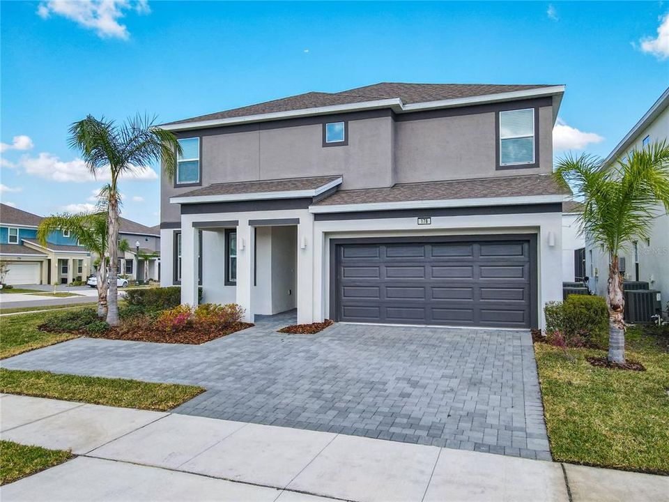 For Sale: $569,000 (8 beds, 5 baths, 3248 Square Feet)